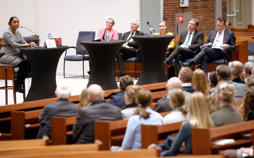 Terugluisteren: thema-avond abortus 7-11-2022